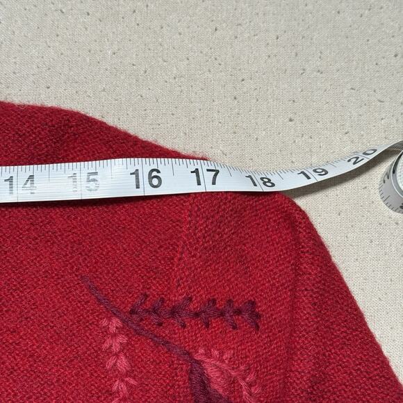 KAREN SCOTT Holiday Cardigan 100% Pure Wool Red Embroidered Sweater Jacket Sz M - Picture 9 of 11